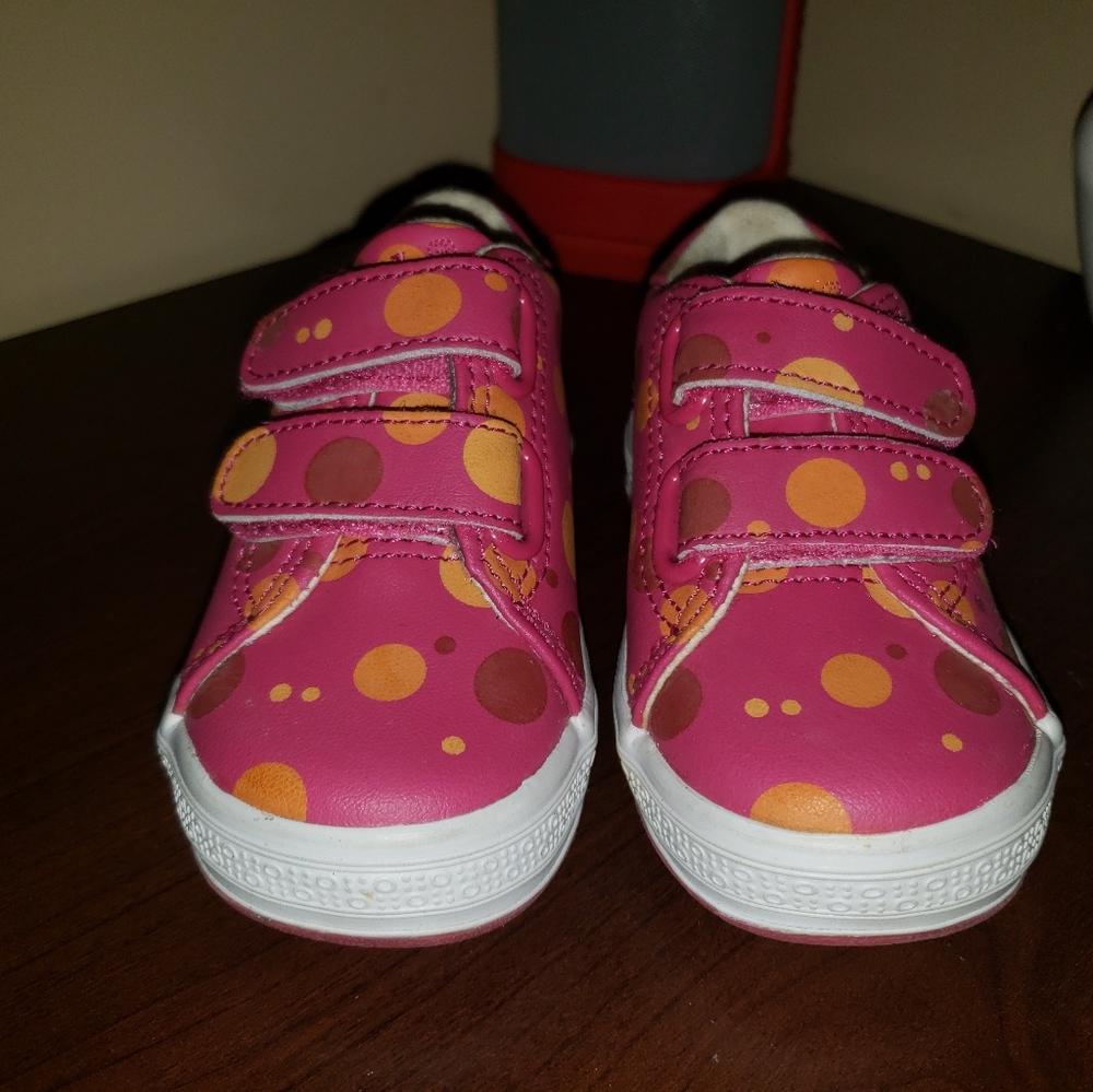 Toddler shoes